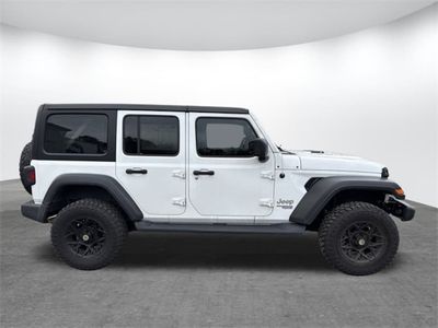 2021 Jeep Wrangler - Photo 2