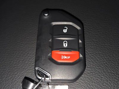 2026 Jeep Wrangler — photo 31 view
