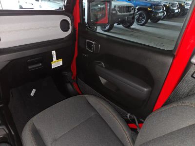 2026 Jeep Wrangler — photo 19 view