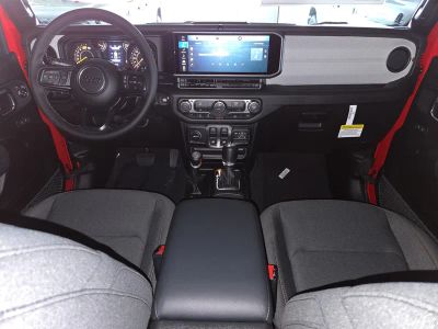 2026 Jeep Wrangler — photo 17 view