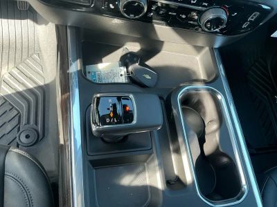 2026 Chevrolet Silverado 1500 — photo 13 view