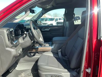 2026 Chevrolet Silverado 1500 — photo 10 view