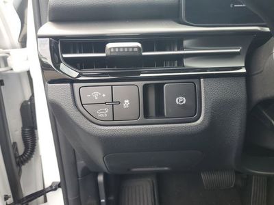 2026 Kia Sportage — photo 10 view