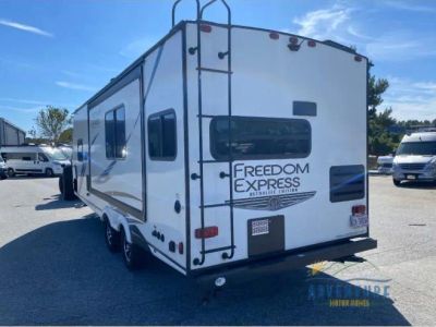 2021 Coachmen Freedom Express Ultra Lite - Photo 3