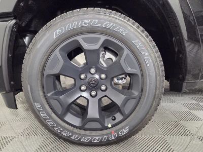 2026 Ram 1500 — photo 8 view