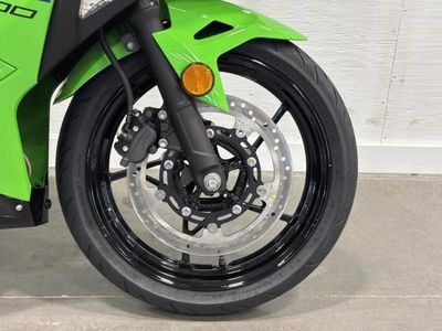 2026 Kawasaki Ninja 500 SE ABS - Photo 17
