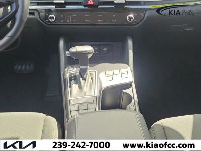 2026 Kia Sportage — photo 18 view