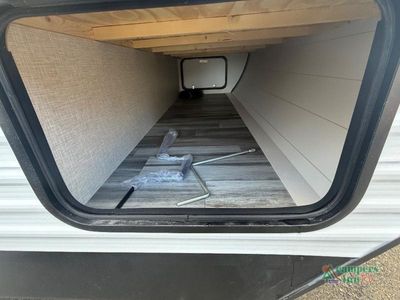 2027 Jayco Jay Flight SLX - Photo 3