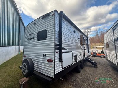 2027 Jayco Jay Flight SLX - Photo 2