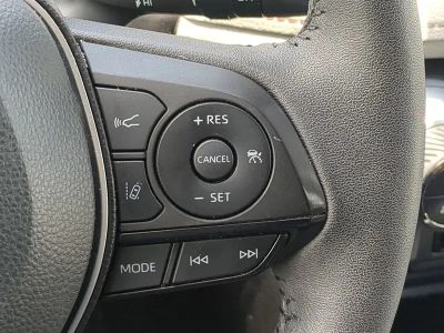2023 Toyota RAV4 — photo 32 view