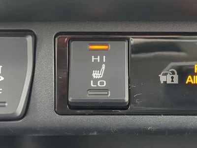 2023 Toyota RAV4 — photo 28 view