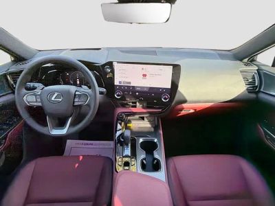 2025 Lexus NX — photo 16 view
