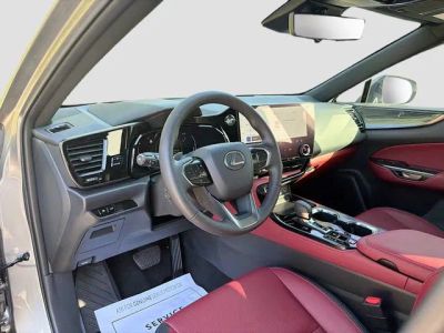 2025 Lexus NX — photo 25 view