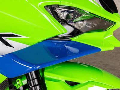 2026 Kawasaki ZX1003BTFAL - Photo 6