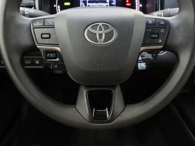2025 Toyota Camry FWD - Photo 23