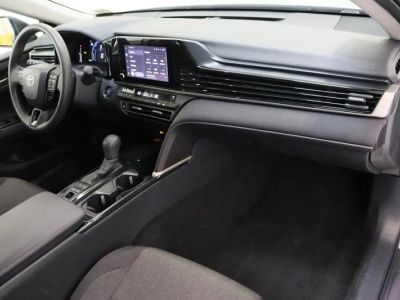 2025 Toyota Camry FWD - Photo 35