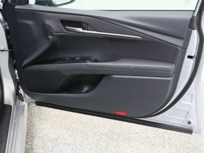 2025 Toyota Camry FWD - Photo 34