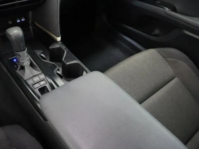 2025 Toyota Camry FWD - Photo 16