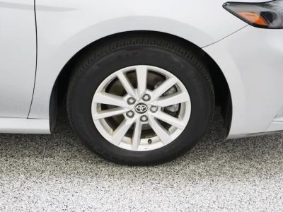 2025 Toyota Camry FWD - Photo 5