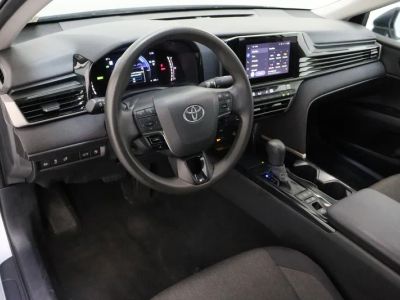 2025 Toyota Camry FWD - Photo 13