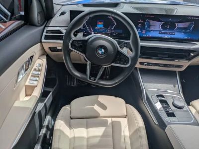 2025 BMW 3 Series — photo 12 view