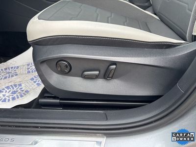 2025 Volkswagen Taos - Photo 62