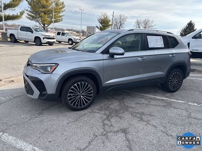 2025 Volkswagen Taos - Photo 14