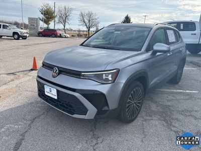 2025 Volkswagen Taos - Photo 12