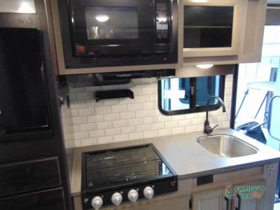 2022 Jayco Jay Feather Micro — photo 10 view