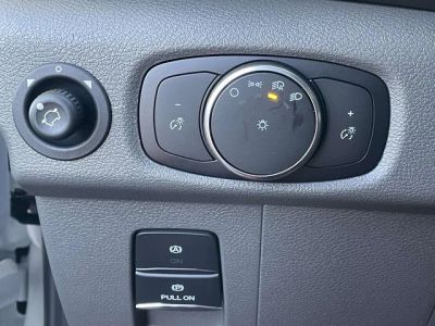 2026 Ford Transit-350 - Photo 18