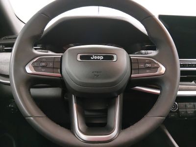 2024 Jeep Compass — photo 12 view