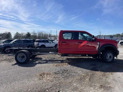 2026 Ford F-450SD - Photo 2
