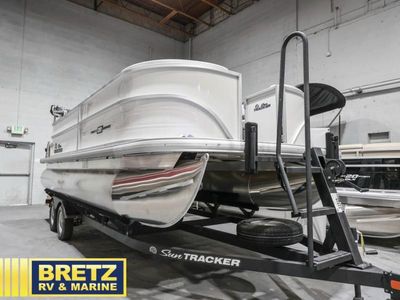 2026 Sun Tracker Party Barge - Photo 8