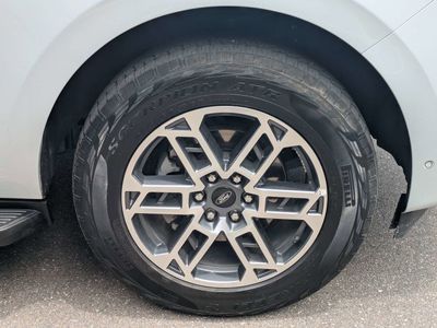 2025 Ford Expedition Max - Photo 10