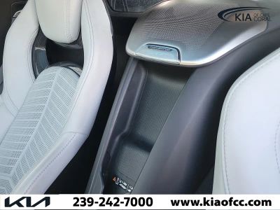 2023 Chevrolet Corvette — photo 16 view