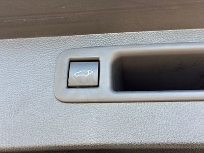 2022 Toyota Highlander - Photo 25