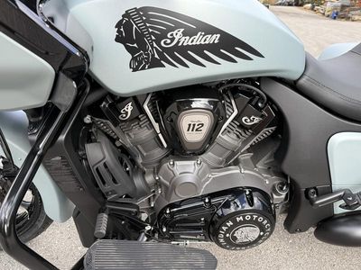 2025 Indian Motorcycle Challenger Dark Horse 112 Frost Silver Smoke - Photo 10