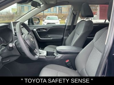 2023 Toyota RAV4 XLE - Photo 15