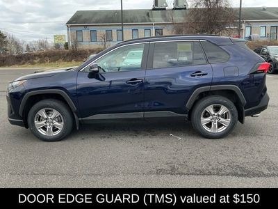 2023 Toyota RAV4 XLE - Photo 7
