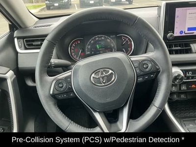 2023 Toyota RAV4 XLE - Photo 18