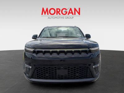 2026 Jeep Grand Wagoneer — photo 8 view