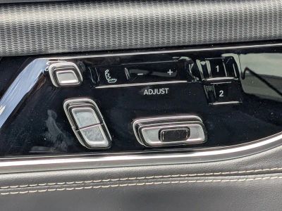 2026 Jeep Grand Wagoneer — photo 22 view
