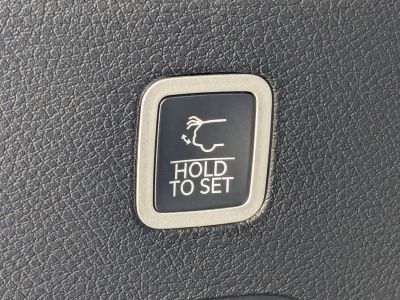 2026 Jeep Grand Wagoneer — photo 13 view