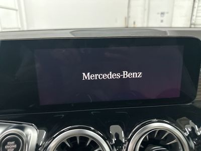 2026 Mercedes-Benz GLB — photo 12 view