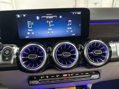 2026 Mercedes-Benz GLB — photo 18 view