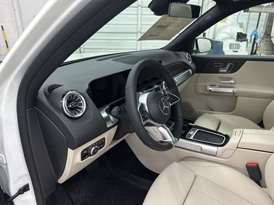 2026 Mercedes-Benz GLB — photo 9 view