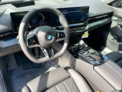 2026 BMW 5 Series — photo 10 view