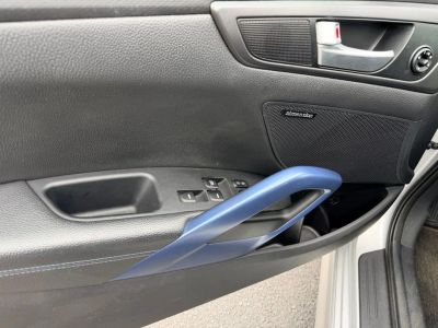 2013 Hyundai Veloster - Photo 22