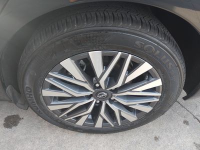 2025 Nissan Altima — photo 10 view