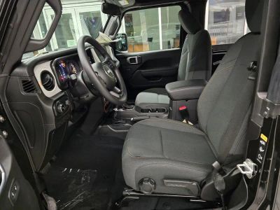 2026 Jeep Wrangler — photo 15 view